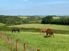 Glebe Barn, Little Glebe Farm
