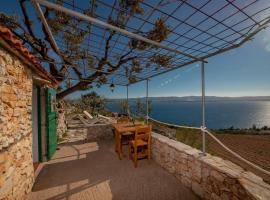 Robinson Galisnjak with amazing SEA VIEW & JACUZZI，位于波尔的酒店