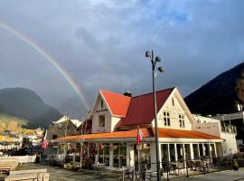 Stryn Kaffebar & Vertshus，位于史特林的旅馆