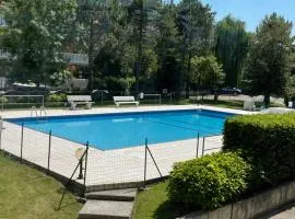 Esperia 1 Piscina e Parcheggio