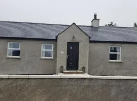 Country Views The Wee Hoose