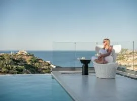 Brand New Lux Villa Kokomo Aura w/ Private Pool, 400m to beach!