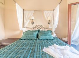 Marilyn Boutique Apartment near Sandy Beach，位于阿齐亚佩拉加的酒店