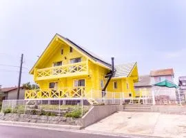 Awaji Large Log house in Goshiki