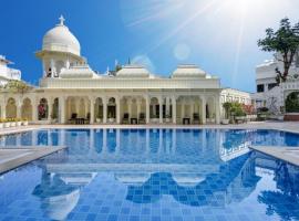 Swaroop Vilas - Lake Facing Boutique Hotel，位于乌代浦的酒店