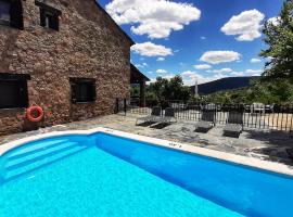 Casa Rural, Spa y restaurante El Huerto del Abuelo，位于Almiruete的酒店