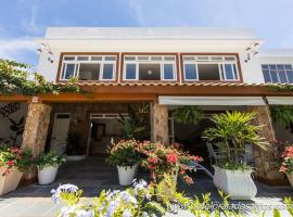 Pousada Hotel Praia dos Anjos，位于阿拉亚尔-杜卡布的酒店