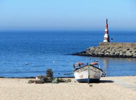 Casa do Remo Praia da Aguda，位于Arcozelo的度假屋