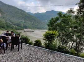 H7 Stay On The Ganges, Yoga & Spa Resort, Rishikesh