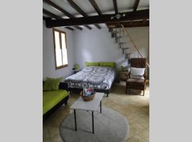 Miller's farm. Cottage on the Auhtie for 2，位于Hem-Hardinval的酒店