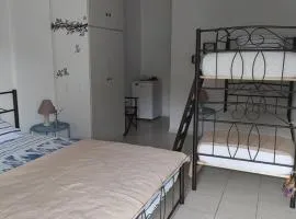Eleni Karouti rooms for rent