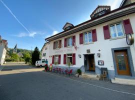 Hotel Gasthof Engel，位于KleinlützelSchloss Burg附近的酒店