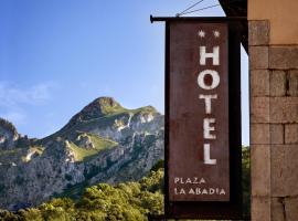 Hotel Plaza la Abadia，位于普罗阿萨的酒店