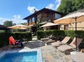 Семеен хотел Скендерова Къща，位于莱什顿的海滩酒店