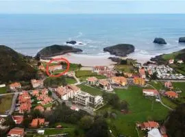 Apartamento frente a la playa con vistas al mar en Barro, Llanes