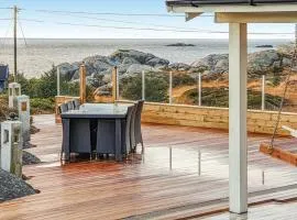 Skudeneshavn 182 Fish Camp