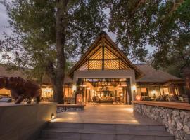 Abelana River Lodge，位于帕拉博鲁瓦的酒店