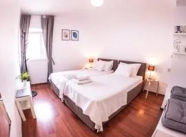 赫瓦尔品那公寓