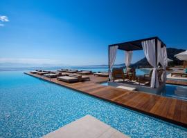 Angsana Corfu Resort & Spa，位于贝尼蔡斯的带泳池的酒店