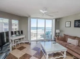 Beachfront Bliss with Spectacular Amenities