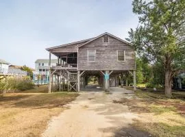 Drop Anchor A Dog-Friendly Home with Beach Access