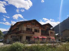Hôtel La Vanoise，位于贝桑的酒店