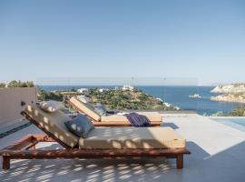 Luxurious new villa Kokomo Gaia w/ Private Pool, 400m to beach，位于利加里亚的度假屋