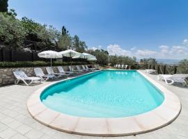 Appartamento Alvavista1，位于特雷维的酒店