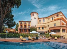 Ermitage de l'Oasis & Spa - Cannes Mandelieu，位于曼德琉-拉纳普勒戛纳 - 曼德琉高尔夫附近的酒店