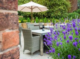 No 32 Tarporley，位于塔博雷的酒店