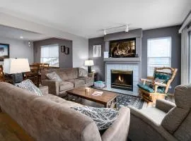 Blue Granite Off Main Townhome: Updated, Great Location