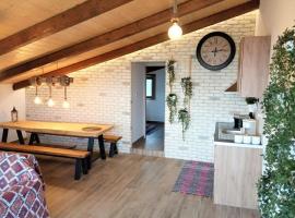 Loft by the sea-Agios Nikolaos-Lefkada，位于Ágios Nikólaos的酒店
