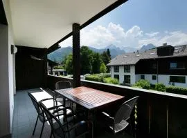 MOUNTAIN VIEW APARTMENT