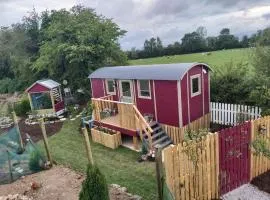 The Feathers Shepherds Hut