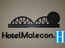 Hotel Malecon，位于奥瓦尔科德瓦尔德奥拉斯的酒店