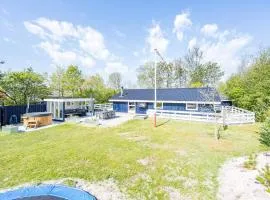 Holiday home Henne L