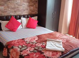 HOTEL CAPSICUM，位于Kalaīkunda的酒店