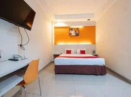 RedDoorz Plus @ Hotel Alden Makassar