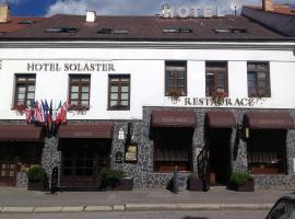 Hotel Garden´s Třebíč，位于特热比奇的酒店