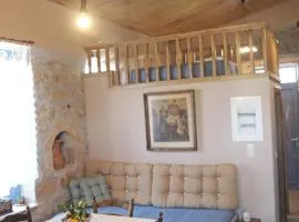 Laini Guest Houses