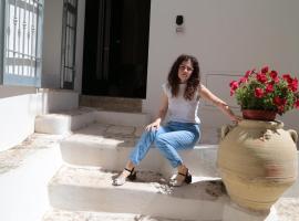 Chianca d l'ora - White Stone Suite，位于奥斯图尼的高尔夫酒店