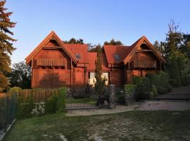 HARMONIOUS COTTAGES，位于莫德拉的酒店