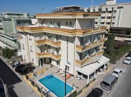 Hotel Costazzurra by Interlux，位于里米尼维塞尔巴的酒店