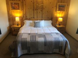 Holiday Motel，位于马尼斯蒂克的酒店