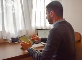 米洛钟楼酒店，位于米洛的酒店