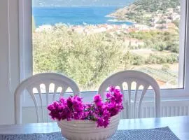 Mema's Home -2 bedrooms- with stunning sea view