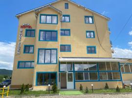 Hotel Blue Eden，位于Alexandru cel Bun的酒店