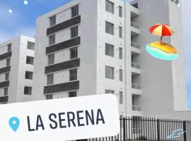 BONITO DEPARTAMENTO A METROS DE AVENIDA DEL MAR，位于拉塞雷纳的海滩短租房
