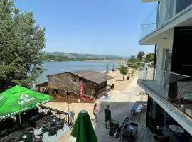 Apartmani Tašić Lakeview Studio