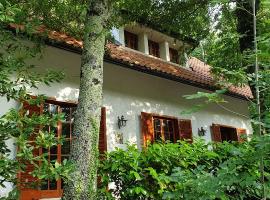 Casa Lalla natura e relax，位于库萨诺穆特里的酒店